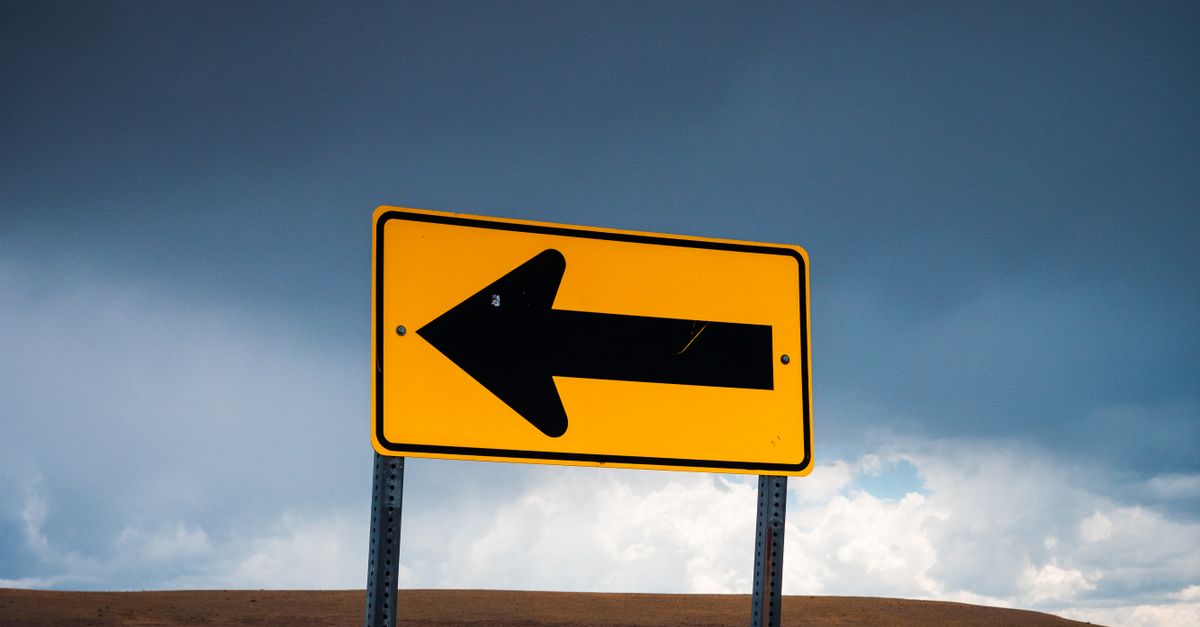 découvrez les signes avant-coureurs des tempêtes pour rester informé et préparer votre sécurité en cas de conditions météorologiques extrêmes.