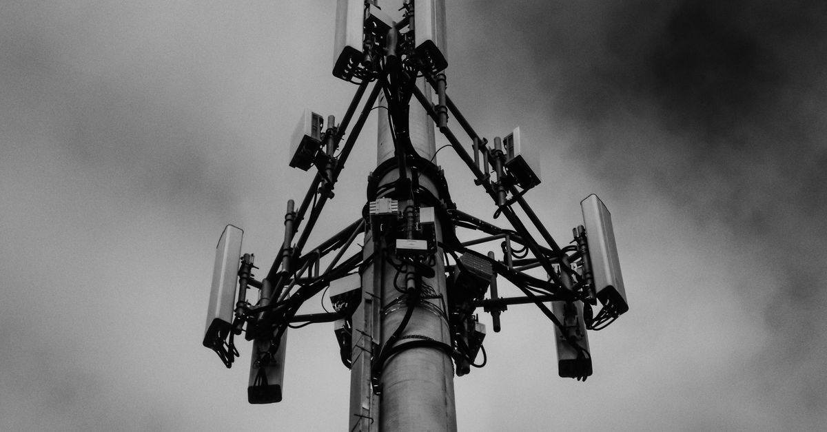 découvrez les téléphones satellites, la solution idéale pour communiquer partout dans le monde, même dans les zones les plus isolées. fiables et performants, ils assurent une connexion sécurisée où que vous soyez.