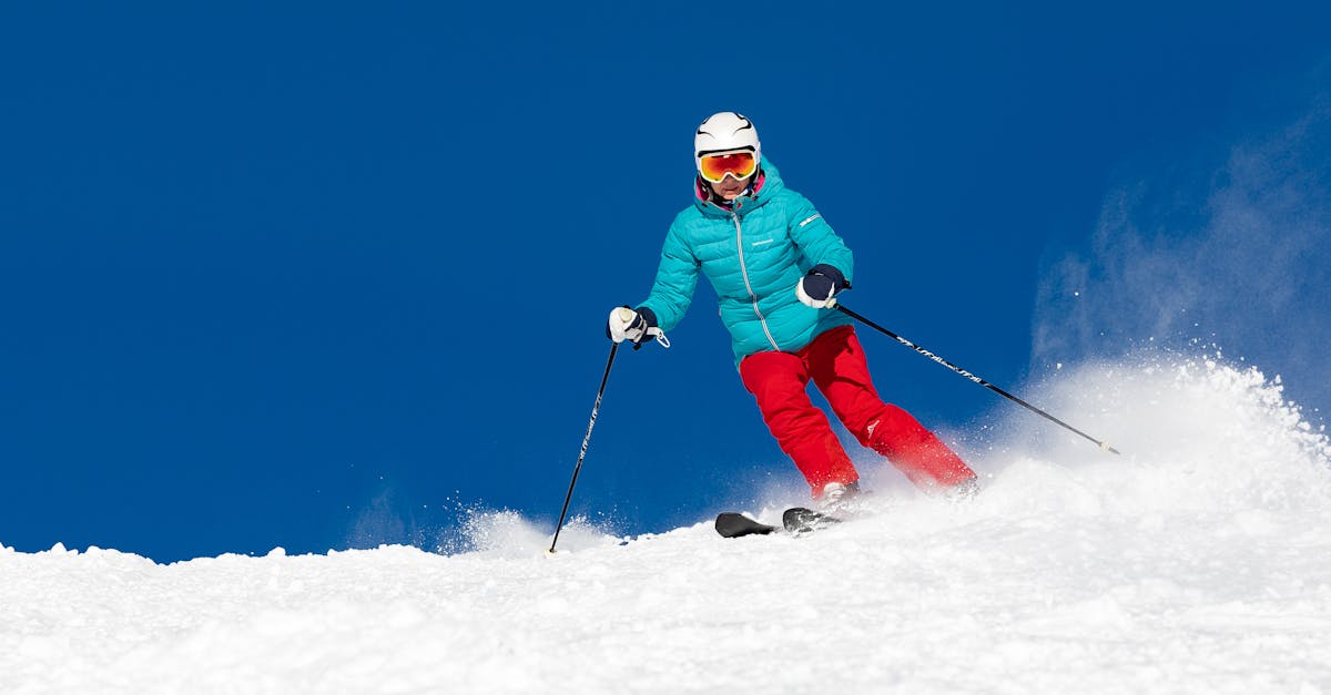 découvrez les conseils essentiels pour assurer votre sécurité lors de la pratique du ski, prévenir les accidents et profiter pleinement des pistes en toute sérénité.