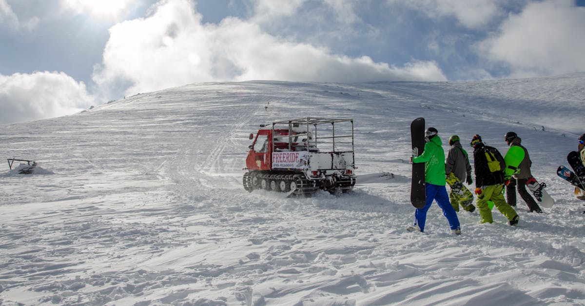 découvrez les conseils essentiels pour skier hors-piste en toute sécurité et profiter pleinement de votre aventure en montagne.