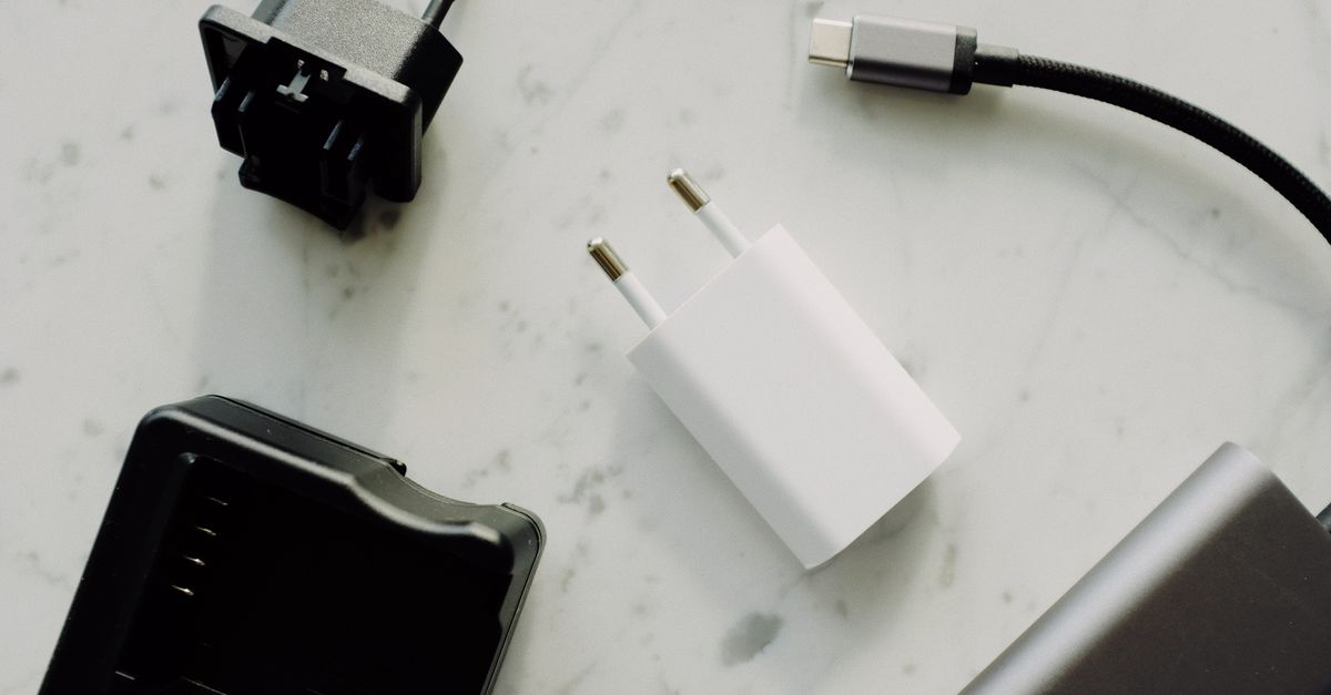optimisation des ports de chargement pour améliorer l'efficacité et la rapidité de la recharge des appareils électroniques.